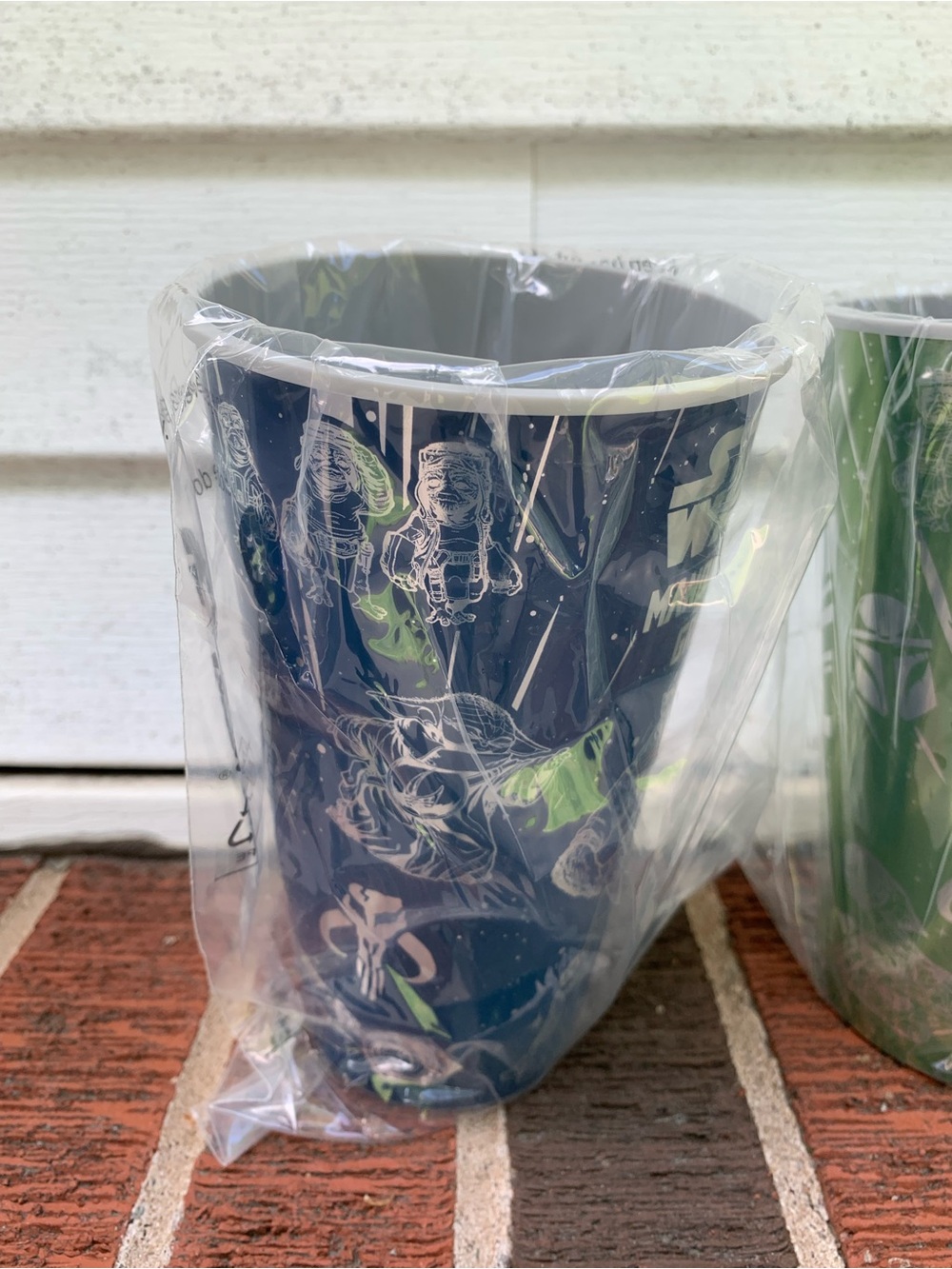 Star Wars  Plastic Tumbler Set - The Mandalorian and Grogu - Picture 4 of 5